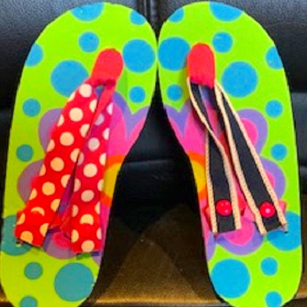 Kid's Unisex Top Flip Flop Slippers for Kids Whimsical Design Sz: 3-4